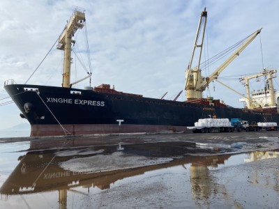 KALI TRANSITING AT CHA LO BORDER GATE AND VUNG ANG PORT